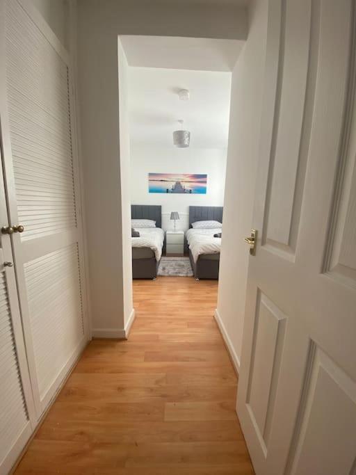 Modern Two Bed House Close To City Centre เบลฟาสต์ ภายนอก รูปภาพ